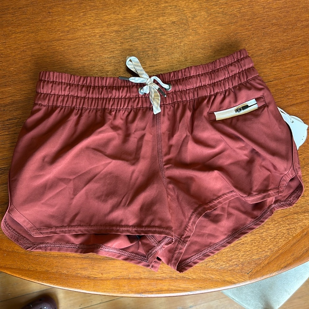 Vuori NWT Clementine Short Women’s XS
